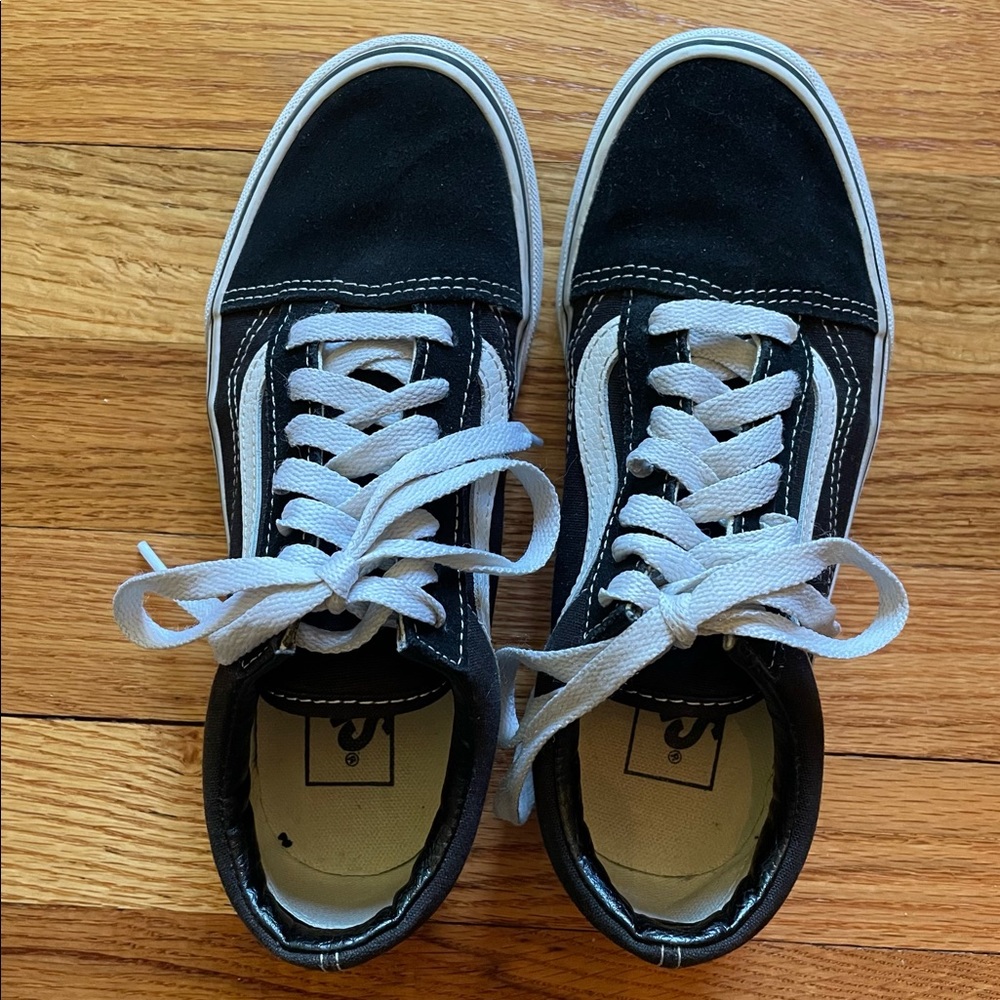 Vans Old Skool Sneaker - Big Girls Size 3.5/Women Size 5.5